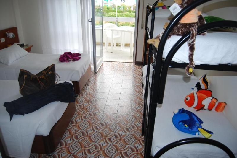 Hotel River Palace Terracina Kültér fotó