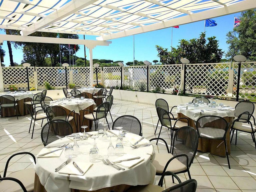 Hotel River Palace Terracina Kültér fotó
